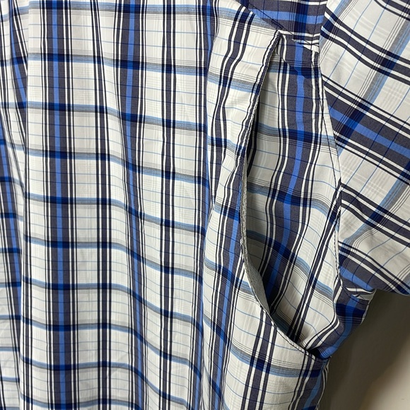 EUC The North Face Men’s (Sportsman) Blue Plaid Short-Sleeve Button-Up Size XL - Picture 6 of 13